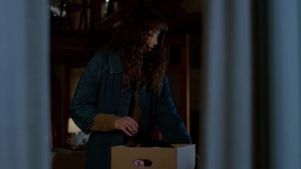 Pretty_Little_Liars_S07E17_WEB-DL_720p_DUAL_WWW_COMANDOTORRENTS_COM_1014.jpg