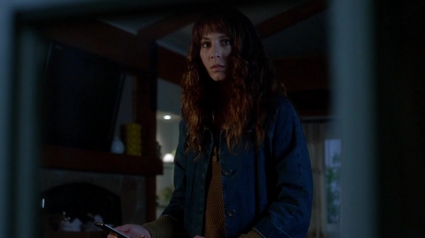 Pretty_Little_Liars_S07E17_WEB-DL_720p_DUAL_WWW_COMANDOTORRENTS_COM_1037.jpg