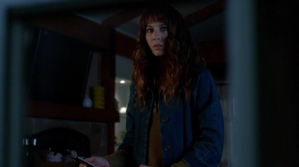Pretty_Little_Liars_S07E17_WEB-DL_720p_DUAL_WWW_COMANDOTORRENTS_COM_1038.jpg
