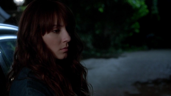 Pretty_Little_Liars_S07E17_WEB-DL_720p_DUAL_WWW_COMANDOTORRENTS_COM_1306.jpg