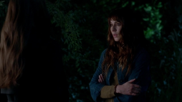 Pretty_Little_Liars_S07E17_WEB-DL_720p_DUAL_WWW_COMANDOTORRENTS_COM_2215.jpg