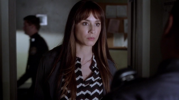 Pretty_Little_Liars_S07E18_WEB-DL_720p_DUAL_WWW_COMANDOTORRENTS_COM_0171.jpg