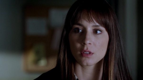 Pretty_Little_Liars_S07E18_WEB-DL_720p_DUAL_WWW_COMANDOTORRENTS_COM_0178.jpg