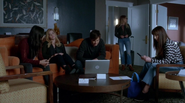 Pretty_Little_Liars_S07E18_WEB-DL_720p_DUAL_WWW_COMANDOTORRENTS_COM_0479.jpg