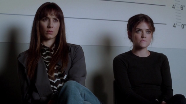 Pretty_Little_Liars_S07E18_WEB-DL_720p_DUAL_WWW_COMANDOTORRENTS_COM_1010.jpg