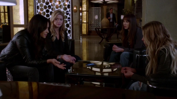Pretty_Little_Liars_S07E18_WEB-DL_720p_DUAL_WWW_COMANDOTORRENTS_COM_1244.jpg