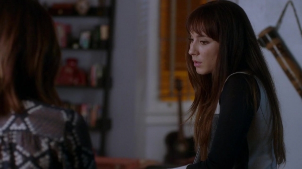 Pretty_Little_Liars_S07E18_WEB-DL_720p_DUAL_WWW_COMANDOTORRENTS_COM_1445.jpg