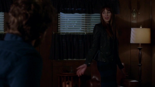 Pretty_Little_Liars_S07E18_WEB-DL_720p_DUAL_WWW_COMANDOTORRENTS_COM_1835.jpg