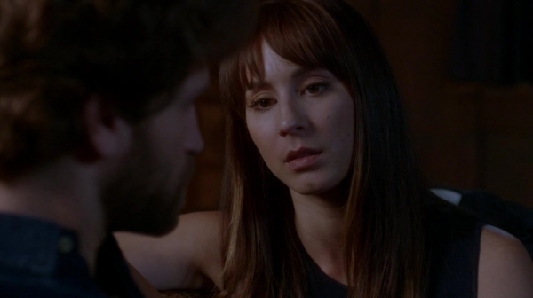 Pretty_Little_Liars_S07E18_WEB-DL_720p_DUAL_WWW_COMANDOTORRENTS_COM_1904.jpg