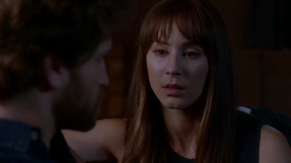 Pretty_Little_Liars_S07E18_WEB-DL_720p_DUAL_WWW_COMANDOTORRENTS_COM_1905.jpg