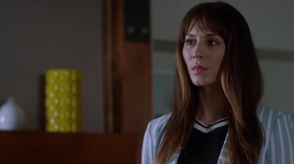 Pretty_Little_Liars_S07E18_WEB-DL_720p_DUAL_WWW_COMANDOTORRENTS_COM_2096.jpg