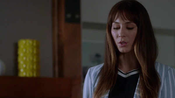 Pretty_Little_Liars_S07E18_WEB-DL_720p_DUAL_WWW_COMANDOTORRENTS_COM_2119.jpg