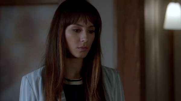 Pretty_Little_Liars_S07E19_WEB-DL_720p_DUAL_WWW_COMANDOTORRENTS_COM_0194.jpg