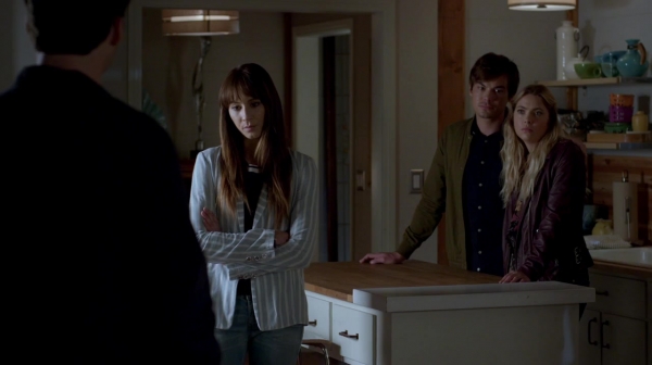 Pretty_Little_Liars_S07E19_WEB-DL_720p_DUAL_WWW_COMANDOTORRENTS_COM_0212.jpg