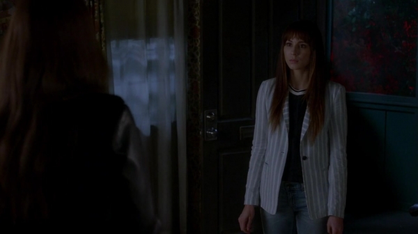 Pretty_Little_Liars_S07E19_WEB-DL_720p_DUAL_WWW_COMANDOTORRENTS_COM_0389.jpg