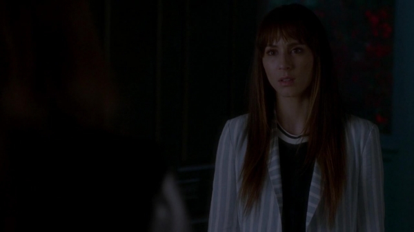 Pretty_Little_Liars_S07E19_WEB-DL_720p_DUAL_WWW_COMANDOTORRENTS_COM_0417.jpg