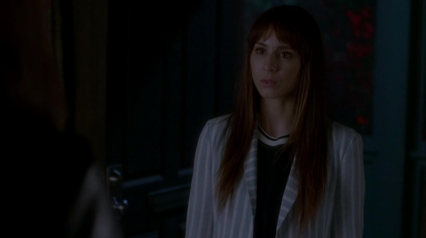 Pretty_Little_Liars_S07E19_WEB-DL_720p_DUAL_WWW_COMANDOTORRENTS_COM_0423.jpg