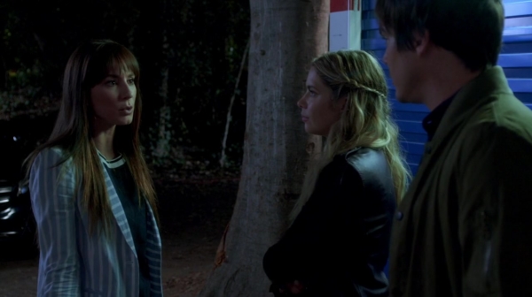 Pretty_Little_Liars_S07E19_WEB-DL_720p_DUAL_WWW_COMANDOTORRENTS_COM_0661.jpg
