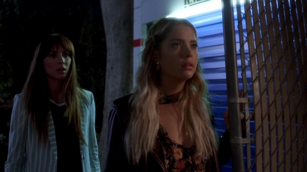 Pretty_Little_Liars_S07E19_WEB-DL_720p_DUAL_WWW_COMANDOTORRENTS_COM_0719.jpg