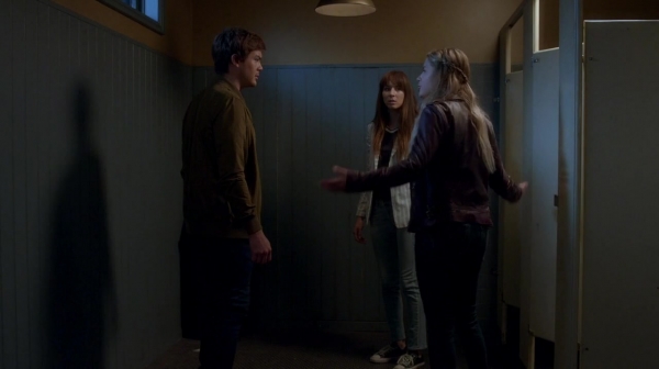 Pretty_Little_Liars_S07E19_WEB-DL_720p_DUAL_WWW_COMANDOTORRENTS_COM_0860.jpg
