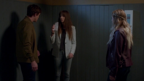 Pretty_Little_Liars_S07E19_WEB-DL_720p_DUAL_WWW_COMANDOTORRENTS_COM_0866.jpg