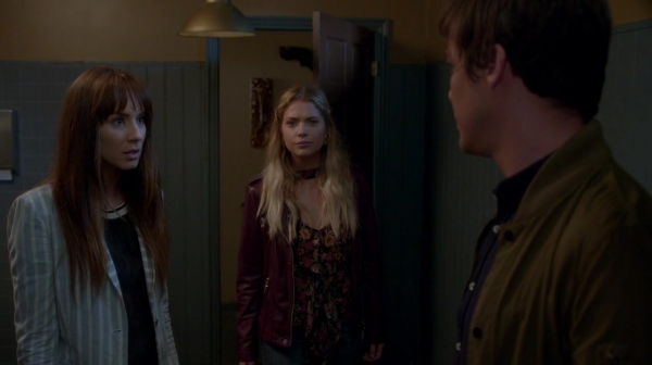 Pretty_Little_Liars_S07E19_WEB-DL_720p_DUAL_WWW_COMANDOTORRENTS_COM_0883.jpg