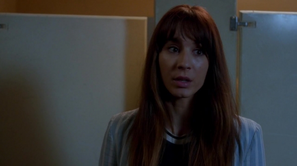Pretty_Little_Liars_S07E19_WEB-DL_720p_DUAL_WWW_COMANDOTORRENTS_COM_0892.jpg