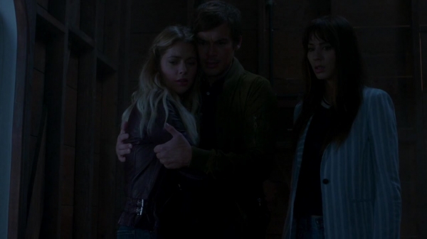 Pretty_Little_Liars_S07E19_WEB-DL_720p_DUAL_WWW_COMANDOTORRENTS_COM_1515.jpg