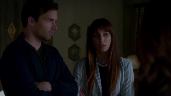 Pretty_Little_Liars_S07E19_WEB-DL_720p_DUAL_WWW_COMANDOTORRENTS_COM_1554.jpg