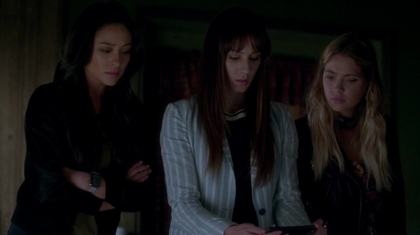 Pretty_Little_Liars_S07E19_WEB-DL_720p_DUAL_WWW_COMANDOTORRENTS_COM_1601.jpg
