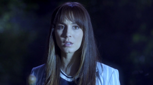 Pretty_Little_Liars_S07E19_WEB-DL_720p_DUAL_WWW_COMANDOTORRENTS_COM_1765.jpg