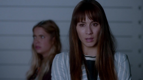 Pretty_Little_Liars_S07E19_WEB-DL_720p_DUAL_WWW_COMANDOTORRENTS_COM_1938.jpg