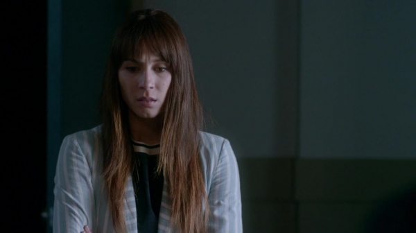 Pretty_Little_Liars_S07E19_WEB-DL_720p_DUAL_WWW_COMANDOTORRENTS_COM_1963.jpg