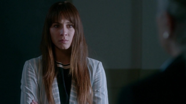 Pretty_Little_Liars_S07E19_WEB-DL_720p_DUAL_WWW_COMANDOTORRENTS_COM_2012.jpg
