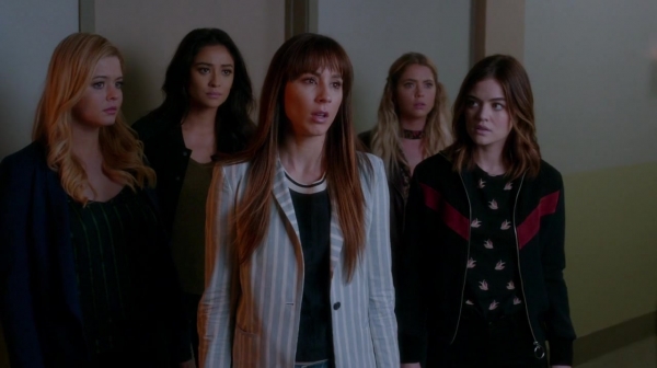Pretty_Little_Liars_S07E19_WEB-DL_720p_DUAL_WWW_COMANDOTORRENTS_COM_2061.jpg