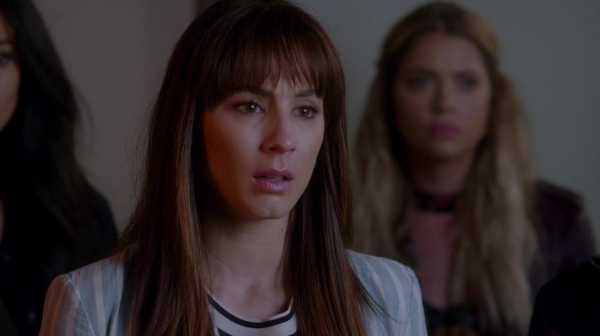 Pretty_Little_Liars_S07E19_WEB-DL_720p_DUAL_WWW_COMANDOTORRENTS_COM_2071.jpg