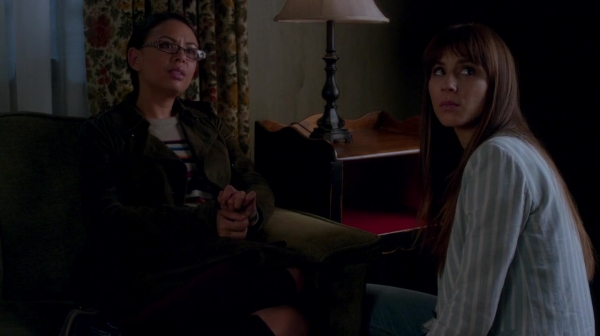 Pretty_Little_Liars_S07E19_WEB-DL_720p_DUAL_WWW_COMANDOTORRENTS_COM_2104.jpg