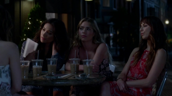 Pretty_Little_Liars_S07E20E21_WEB-DL_720p_DUAL_WWW_COMANDOTORRENTS_COM_0073.jpg