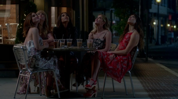 Pretty_Little_Liars_S07E20E21_WEB-DL_720p_DUAL_WWW_COMANDOTORRENTS_COM_0124.jpg