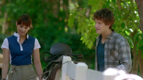 Pretty_Little_Liars_S07E20E21_WEB-DL_720p_DUAL_WWW_COMANDOTORRENTS_COM_0406.jpg