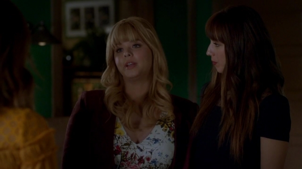 Pretty_Little_Liars_S07E20E21_WEB-DL_720p_DUAL_WWW_COMANDOTORRENTS_COM_0731.jpg
