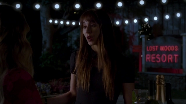 Pretty_Little_Liars_S07E20E21_WEB-DL_720p_DUAL_WWW_COMANDOTORRENTS_COM_0904.jpg