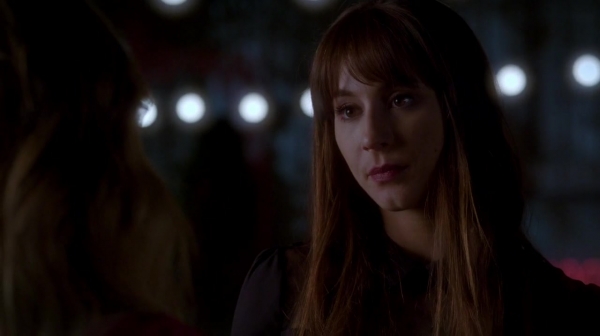 Pretty_Little_Liars_S07E20E21_WEB-DL_720p_DUAL_WWW_COMANDOTORRENTS_COM_0907.jpg