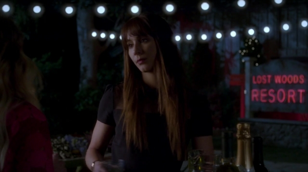 Pretty_Little_Liars_S07E20E21_WEB-DL_720p_DUAL_WWW_COMANDOTORRENTS_COM_0923.jpg