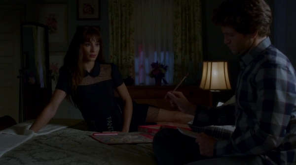 Pretty_Little_Liars_S07E20E21_WEB-DL_720p_DUAL_WWW_COMANDOTORRENTS_COM_1040.jpg