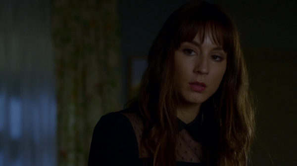 Pretty_Little_Liars_S07E20E21_WEB-DL_720p_DUAL_WWW_COMANDOTORRENTS_COM_1222.jpg