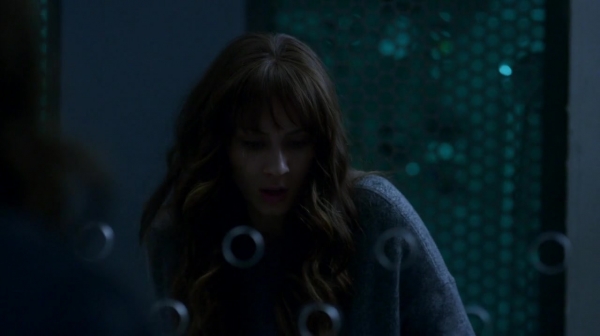 Pretty_Little_Liars_S07E20E21_WEB-DL_720p_DUAL_WWW_COMANDOTORRENTS_COM_2439.jpg