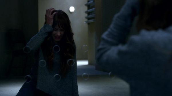 Pretty_Little_Liars_S07E20E21_WEB-DL_720p_DUAL_WWW_COMANDOTORRENTS_COM_2441.jpg