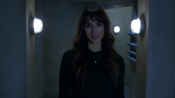Pretty_Little_Liars_S07E20E21_WEB-DL_720p_DUAL_WWW_COMANDOTORRENTS_COM_3587.jpg