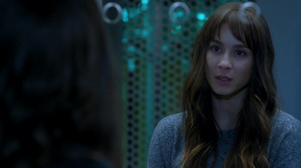 Pretty_Little_Liars_S07E20E21_WEB-DL_720p_DUAL_WWW_COMANDOTORRENTS_COM_3650.jpg